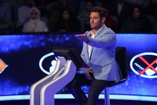 گلزار: آنها که می خواهند ما را از چشم مردم بیندازند در اشتباهند گلزار: آنها که می خواهند ما را از چشم مردم بیندازند در اشتباهند