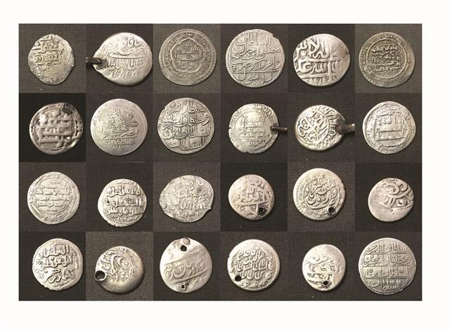 150 سکه تاریخی در هرمزگان مرمت شد