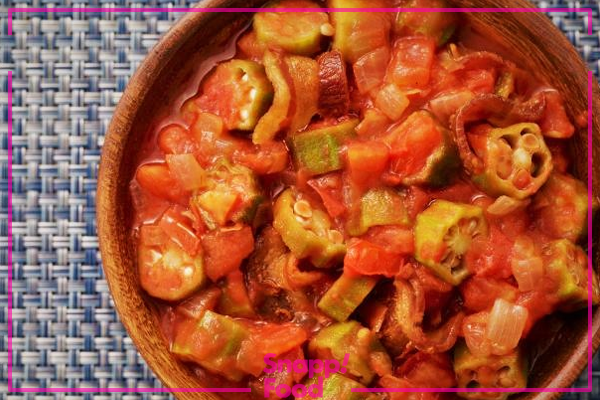 طرز تهیه خوراک بامیه به 3 روش آسان طرز تهیه خوراک بامیه به 3 روش آسان